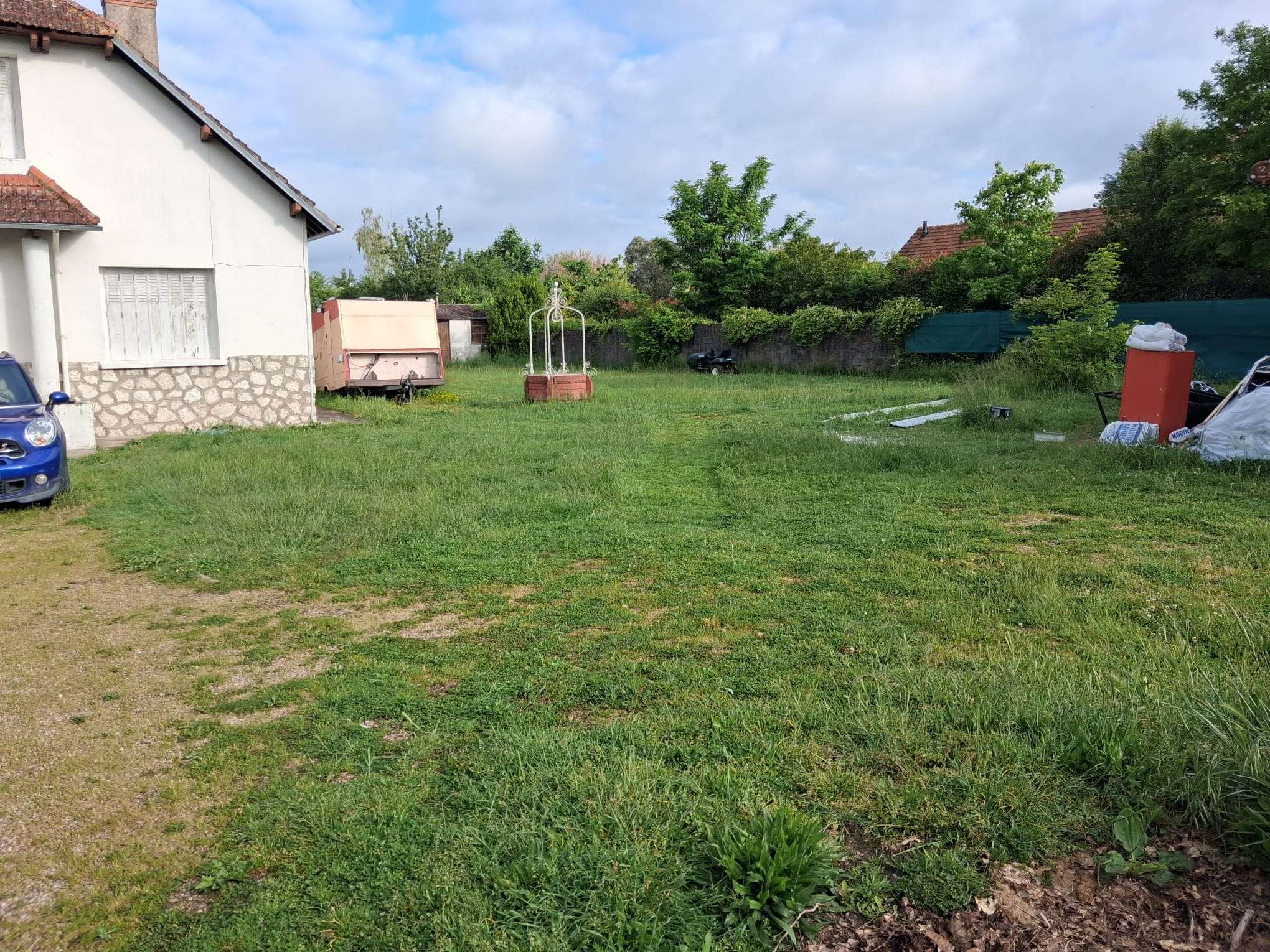 tonte-de-pelouse-à-orléans-avant-vue-de-devant