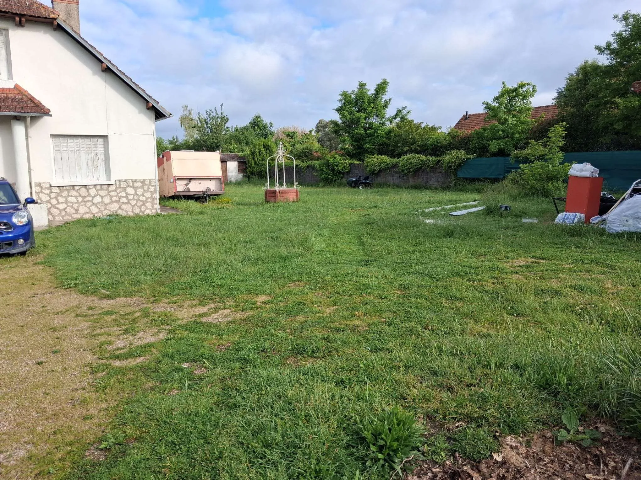 tonte-de-pelouse-à-orléans-avant-vue-de-devant
